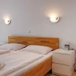 Unit_type_holiday_room With Garden In Krk 55037 * كرك